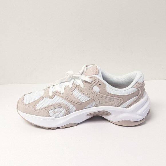 Nike Women's Athletic Shoes - White and Tan - Picture 4 of 7